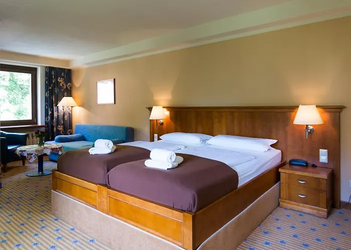 Oybiner Hof * كورورت أوبين